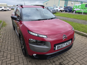 2017 Citroen C4 Cactus 1.2 Puretech Flair in Red — image 2