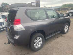 2012 Toyota Land Cruiser 3.0 D-4d Lc3 SUV 3dr Diesel Manual 4WD Euro 5 (190 Ps) in Grey — image 4