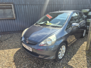 2008 Honda Jazz 1.4 I-Dsi Se in Grey — image 4
