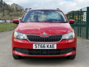 2016 Skoda Fabia 1.2 Tsi Se Estate 5dr Petrol Manual Euro 6 (s/s) (90 Ps) in Red — image 2