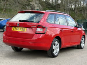 2016 Skoda Fabia 1.2 Tsi Se Estate 5dr Petrol Manual Euro 6 (s/s) (90 Ps) in Red — image 6