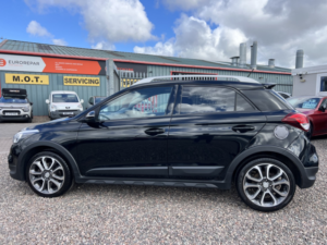 2018 Hyundai I20 1.0 I20 Active 1.0t 100ps My17 in Black — image 6
