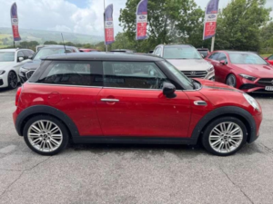 2016 MINI Hatch