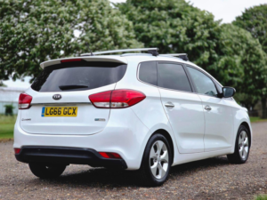 2016 Kia Carens 1.7 Crdi 2 Dct Euro 6 (s/s) 5dr in White — image 6
