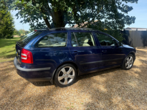 2007 Skoda Octavia 2.0 Tdi Elegance in Blue — image 2