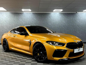 2022 BMW M8