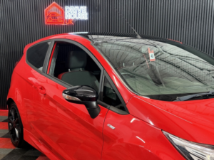 2017 Ford Fiesta 1.0 T Ecoboost St-Line in Red — image 6