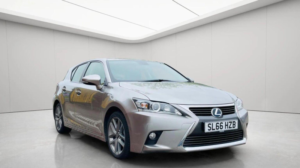 2016 Lexus Ct 1.8 200h Executive Edition CVT Euro 6 (s/s) 5dr in Silver — image 4