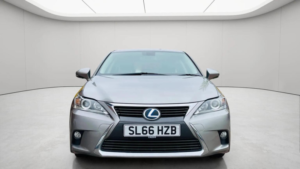 2016 Lexus Ct 1.8 200h Executive Edition CVT Euro 6 (s/s) 5dr in Silver — image 5