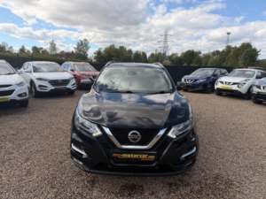 2020 Nissan Qashqai 1.3 Dig-T N-Connecta Euro 6 (s/s) 5dr in Black — image 5