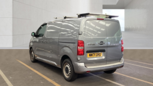 2022 Peugeot Expert 2.0 Bluehdi 1400 Professional Premium in Grey — image 4