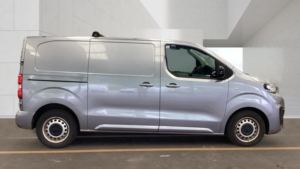 2022 Peugeot Expert 2.0 Bluehdi 1400 Professional Premium in Grey — image 5