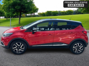 2015 Renault Captur 1.5 Dci Energy Signature Euro 5 (s/s) 5dr in Red — image 2