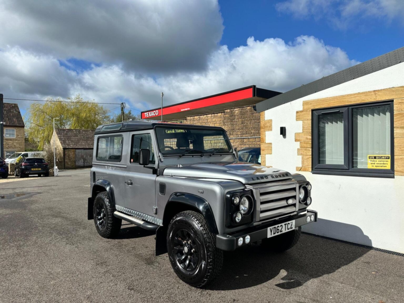 2012 Land Rover Defender 90 2.2 Tdci Xtech Limited Edition Hard Top SUV 4WD Swb Euro 5 3dr in Grey — image 1