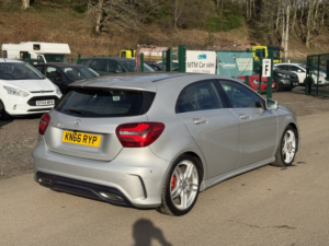 2016 Mercedes-Benz A Class 2.1 A200d Amg Line (premium) Hatchback 5dr Diesel Manual Euro 6 (s/s) (136 Ps) in Multicolour — image 6