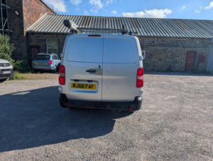 2018 Peugeot Expert 2.0 Bluehdi 1400 Professional Long Panel Van Lwb Euro 6 (s/s) 6dr in Silver — image 6