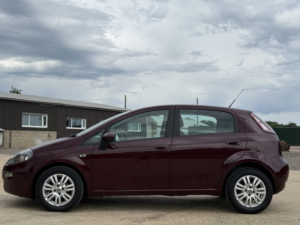 2012 Fiat Punto 1.4 Punto 1.4 8v Mta Easy 5dr in Red — image 6