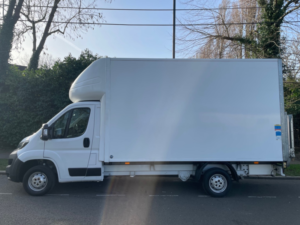 2023 Peugeot Boxer 2.2 Bluehdi 335 Built For Business Luton Van in White — image 6