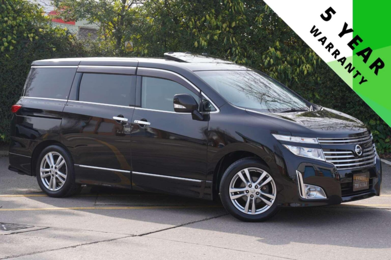 2010 Nissan Elgrand 2.5 Highway Star 5dr 7 Seats in Black — image 1