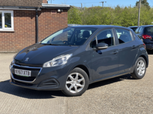 2017 Peugeot 208 1.2 Puretech Active in Grey — image 6