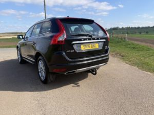 2016 Volvo Xc60 2.4 Se Lux Nav D5 AWD in Black — image 3
