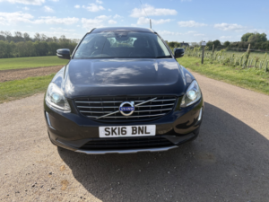 2016 Volvo Xc60 2.4 Se Lux Nav D5 AWD in Black — image 6