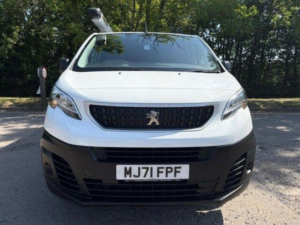 2021 Peugeot Expert 1.5 Bluehdi 1000 Professional Standard Panel Van Mwb Euro 6 (s/s) 6dr in White — image 2