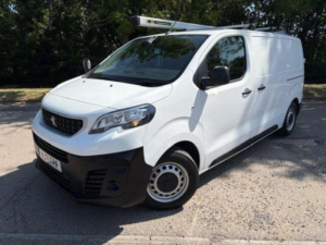 2021 Peugeot Expert 1.5 Bluehdi 1000 Professional Standard Panel Van Mwb Euro 6 (s/s) 6dr in White — image 3