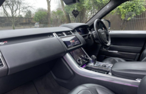 2020 Land Rover Range Rover Sport 5.0 P575 V8 Svr in Black — image 2