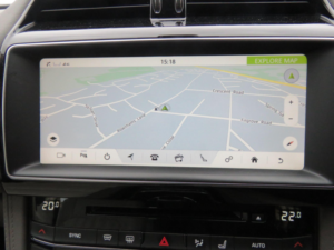 2020 Jaguar F-Pace 2.0 D180 Portfolio Auto AWD Euro 6 (s/s) 5dr in Grey — image 5