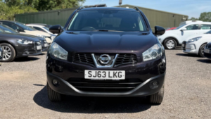 2013 Nissan Qashqai 1.5 Dci 360 2WD Euro 5 5dr in Black — image 2