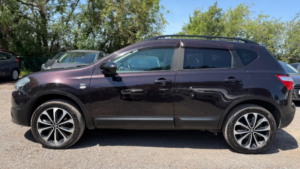 2013 Nissan Qashqai 1.5 Dci 360 2WD Euro 5 5dr in Black — image 5