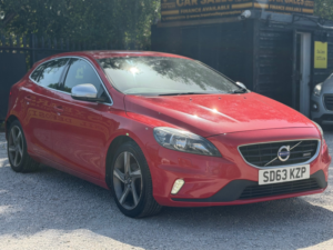 2013 Volvo V40 1.6 D2 R-Design Hatchback 5dr Diesel Manual Euro 5 (s/s) (115 Ps) in Red — image 3
