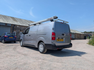 2021 Peugeot Expert 2.0 Bluehdi 1400 Professional Long Panel Van Lwb Euro 6 (s/s) 6dr in Grey — image 5