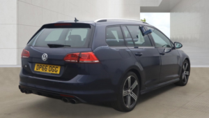 2016 Volkswagen Golf 2.0 Tsi Bluemotion Tech R,300 4m DSG Estate,fsh in Blue — image 3