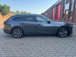 2019 Mazda Mazda6 2.5 Skyactiv-G Gt Sport Tourer 5dr Petrol Auto Euro 6 (s/s) (194 Ps) in Grey — image 3
