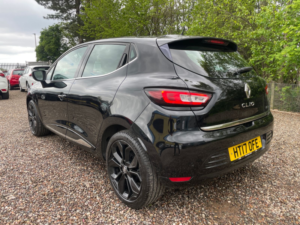2017 Renault Clio 1.5 Dci Dynamique S Nav Euro 6 (s/s) 5dr in Black — image 4