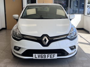 2019 Renault Clio 0.9 Iconic Tce 90 My18 in White — image 3