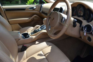 2013 Porsche Cayenne 3.0 Td V6 in Black — image 6