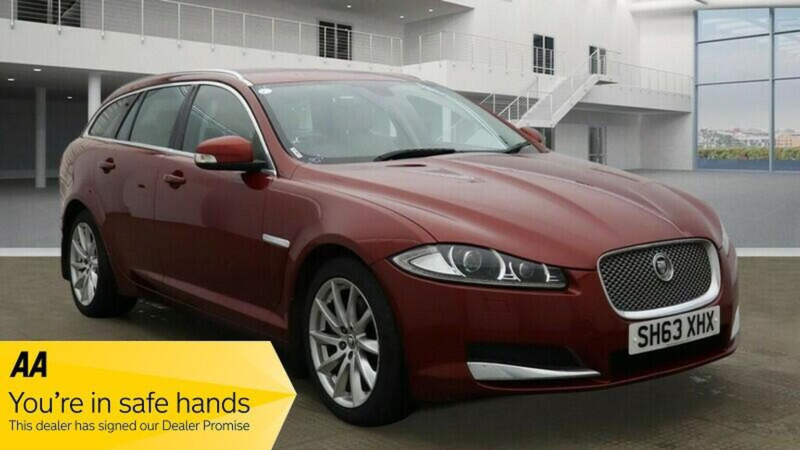 2013 Jaguar Xf 2.2d Premium Luxury Sportbrake Auto Euro 5 (s/s) 5dr in Red — image 1