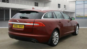 2013 Jaguar Xf 2.2d Premium Luxury Sportbrake Auto Euro 5 (s/s) 5dr in Red — image 3