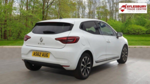2020 Renault Clio 1.0 Tce Iconic CVT A7 Euro 6 (s/s) 5dr in White — image 4