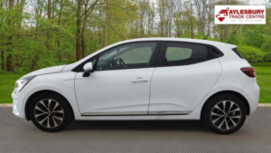 2020 Renault Clio 1.0 Tce Iconic CVT A7 Euro 6 (s/s) 5dr in White — image 6