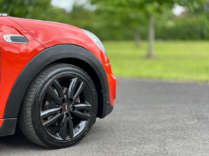 2019 MINI Hatch 1.5 Cooper Sport Steptronic Euro 6 (s/s) 5dr in Orange — image 5