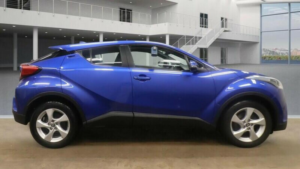 2018 Toyota C-Hr 1.2 Vvt-I Icon Euro 6 (s/s) 5dr in Blue — image 5