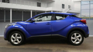 2018 Toyota C-Hr 1.2 Vvt-I Icon Euro 6 (s/s) 5dr in Blue — image 6