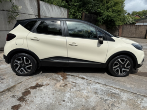 2018 Renault Captur 1.5 Iconic Dci 90 My18 in White — image 2