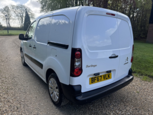 2017 Citroen Berlingo 1.6 Bluehdi 625 Enterprise Dog Van in White — image 6