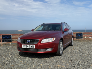 2014 Volvo V70 2.0 D4 Se Nav in Red — image 2