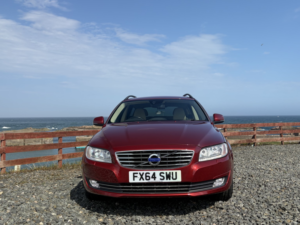 2014 Volvo V70 2.0 D4 Se Nav in Red — image 3